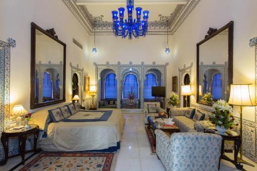 Hotel Shiv Niwas Palace - Grand Heritage