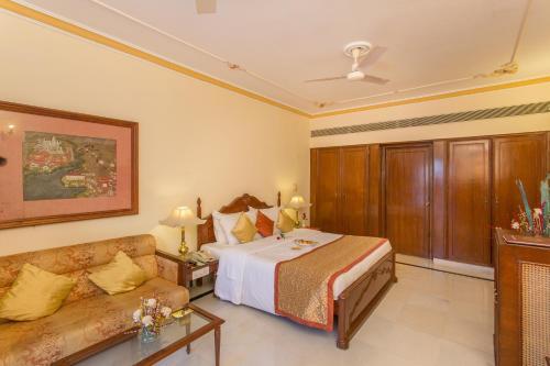 Hotel Shiv Niwas Palace - Grand Heritage