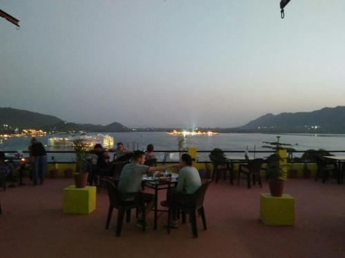 Hotel Lake Star