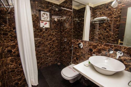 Hotel Heritage Inn