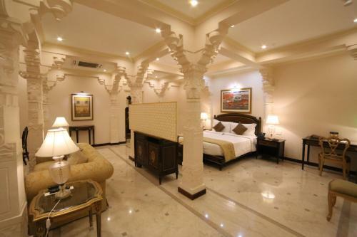 Hotel Fateh Prakash Palace - Grand Heritage