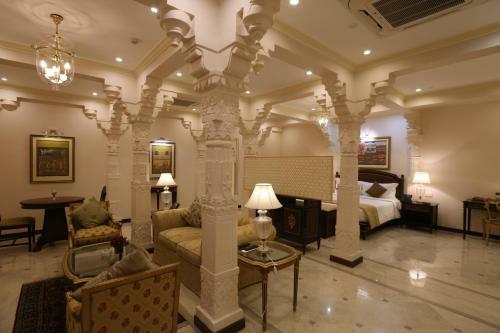 Hotel Fateh Prakash Palace - Grand Heritage
