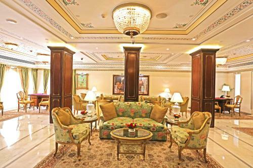 Hotel Fateh Prakash Palace - Grand Heritage