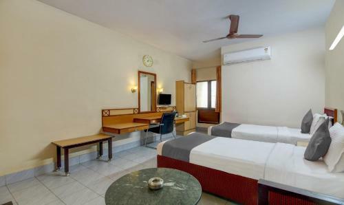 Hotel Saaket Residency