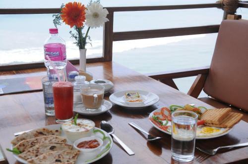 Hotel Black Beach Resort
