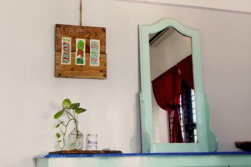 Hostal Keratheeram Beach Resort