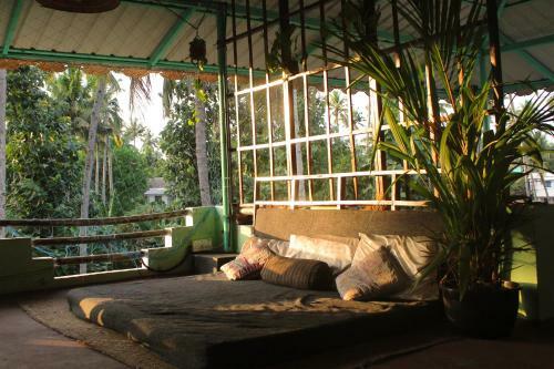 Hostal Keratheeram Beach Resort