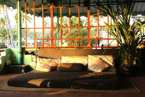 Hostal Keratheeram Beach Resort