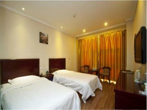 Greentree Shandong Linyi Yinque Mountain Road Express Hotel