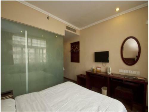 Greentree Shandong Linyi Yinque Mountain Road Express Hotel