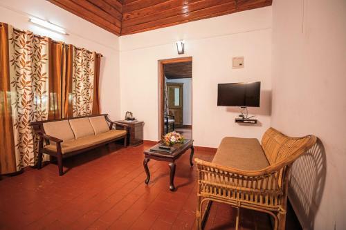 Hotel Crescent Residency