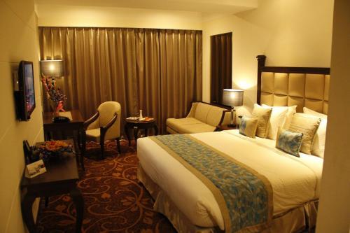 Hotel Country Inn & Suites By Radisson, Bathinda