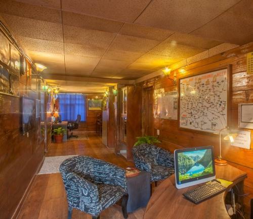 Hotel The Hermitage Kanatal