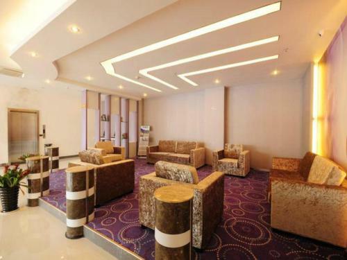 Nanning Xingbo Express Hotel Guangxi University Branch