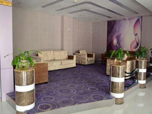 Nanning Xingbo Express Hotel Guangxi University Branch