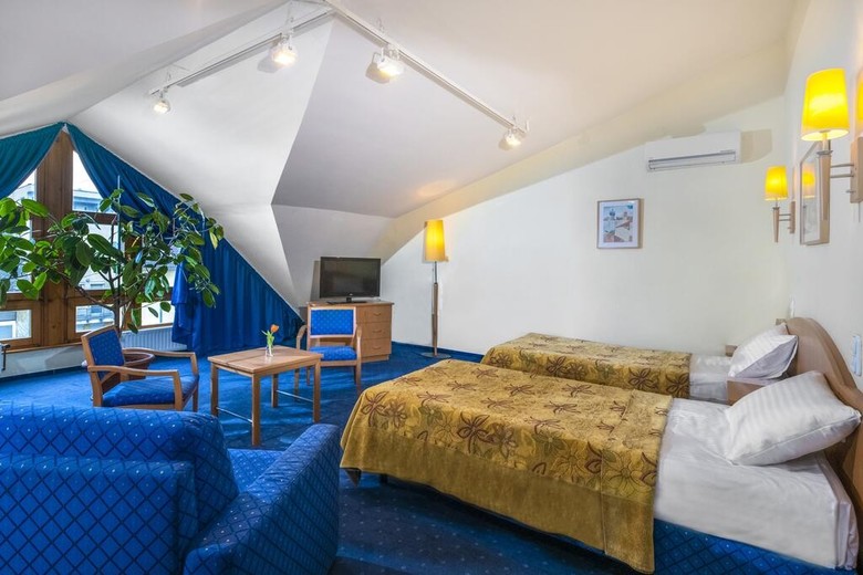 Corvin Hotel Budapest Sissi Wing