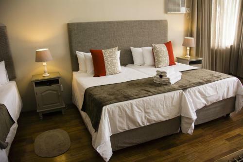 Hostal Hilltop Guest House