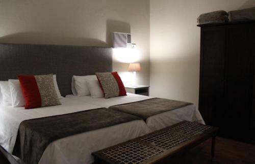 Hostal Hilltop Guest House