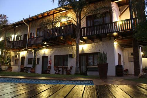 Hostal Hilltop Guest House