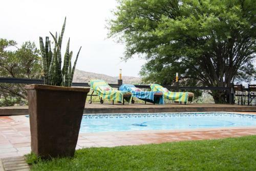 Hostal Hilltop Guest House