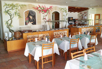 Mimosa Beach Hotel