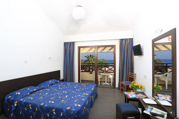 Mimosa Beach Hotel