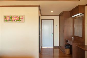 Hotel Niramon Sunview Resort