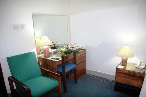 White House Hotel