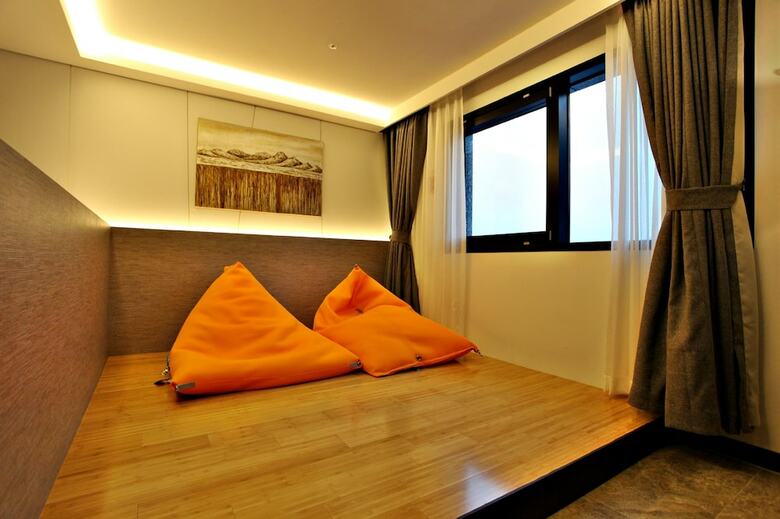 Guwol Hotel