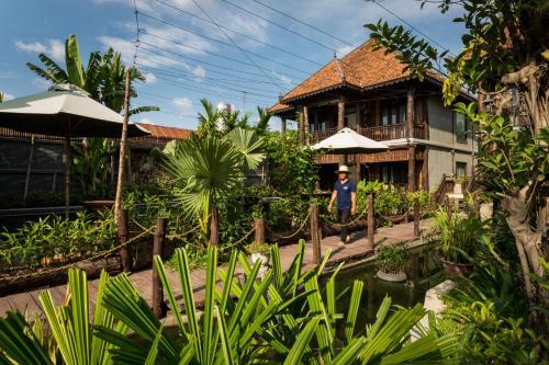 Java Wooden Villa