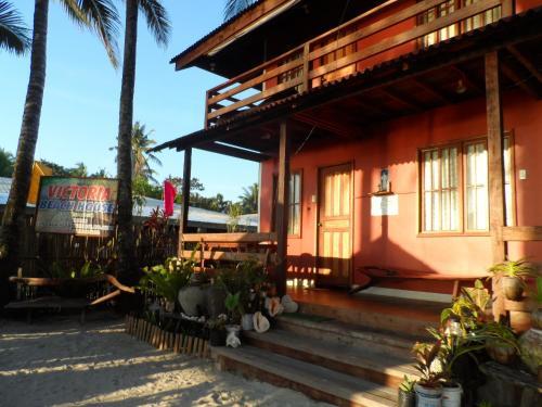Hostal Victoria Beach House