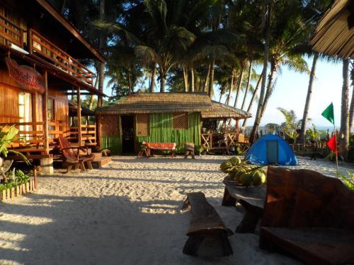 Hostal Victoria Beach House