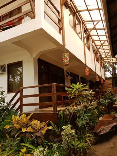 Hostal Victoria Beach House