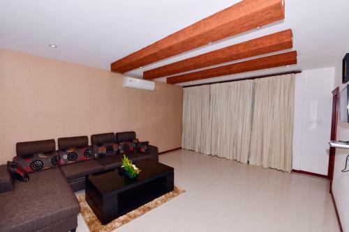 Hotel Athirappilly Residency