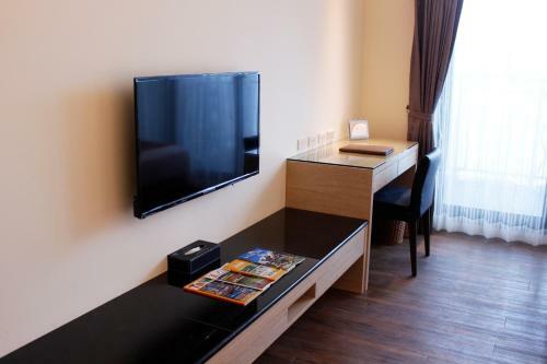 Naruwan Galaxy Hotel