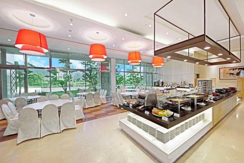 Naruwan Galaxy Hotel