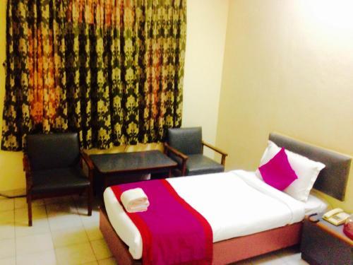 Lodge Hotel Ranjit Residency