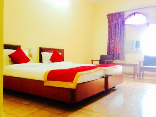 Lodge Hotel Ranjit Residency