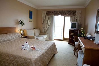 The Waterside Hotel