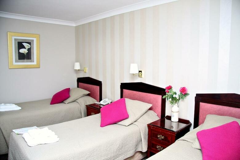 Hotel Egans House