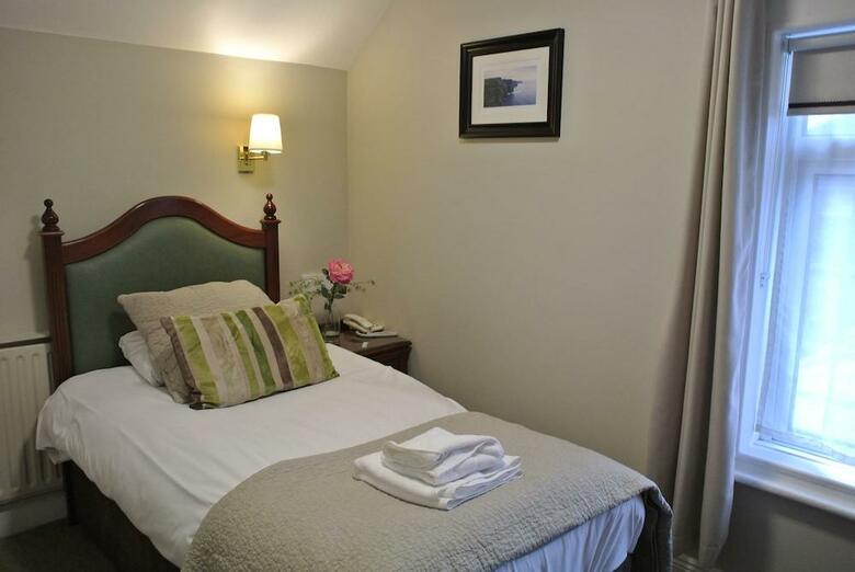 Hotel Egans House