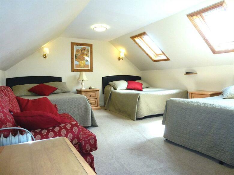 Hotel Egans House