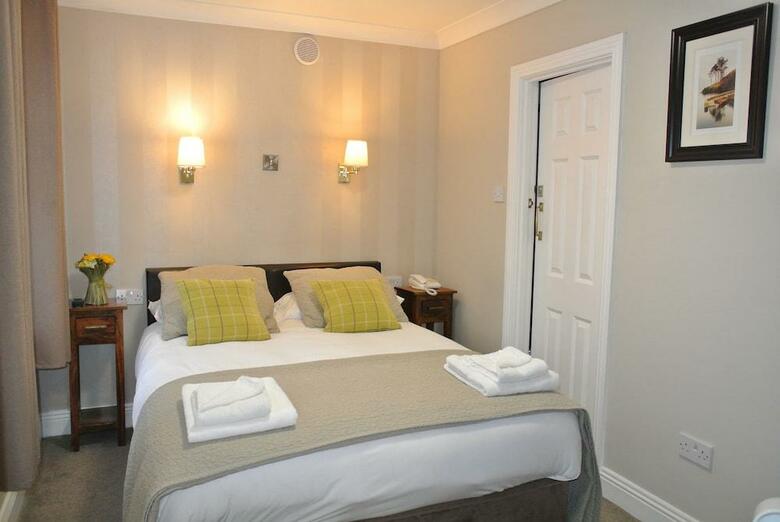Hotel Egans House