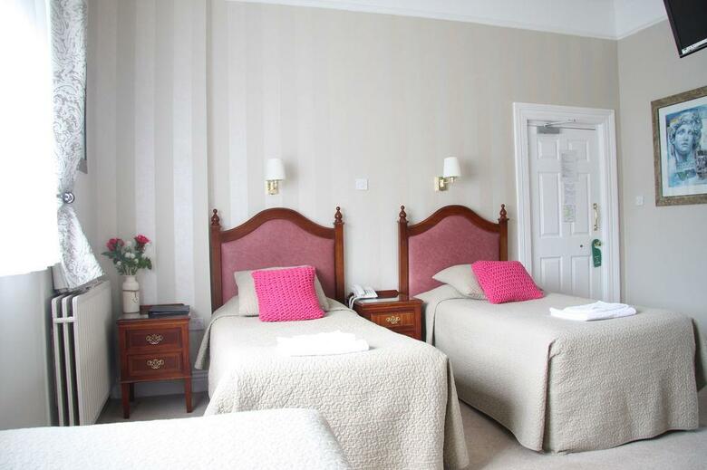 Hotel Egans House