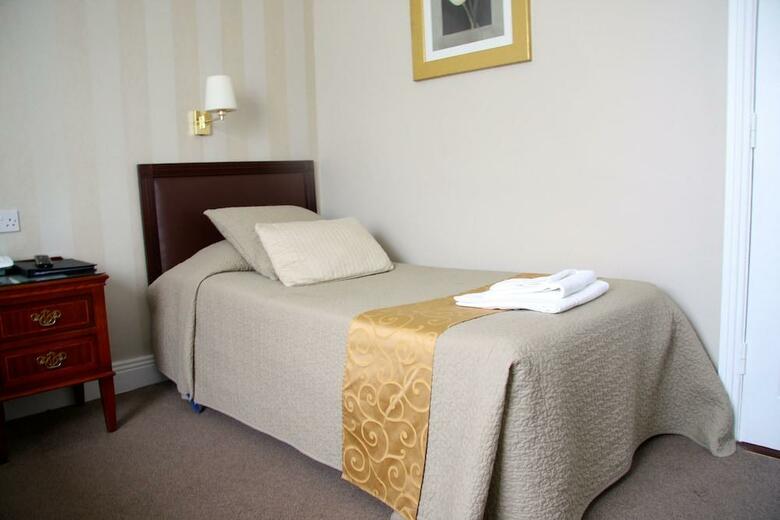 Hotel Egans House