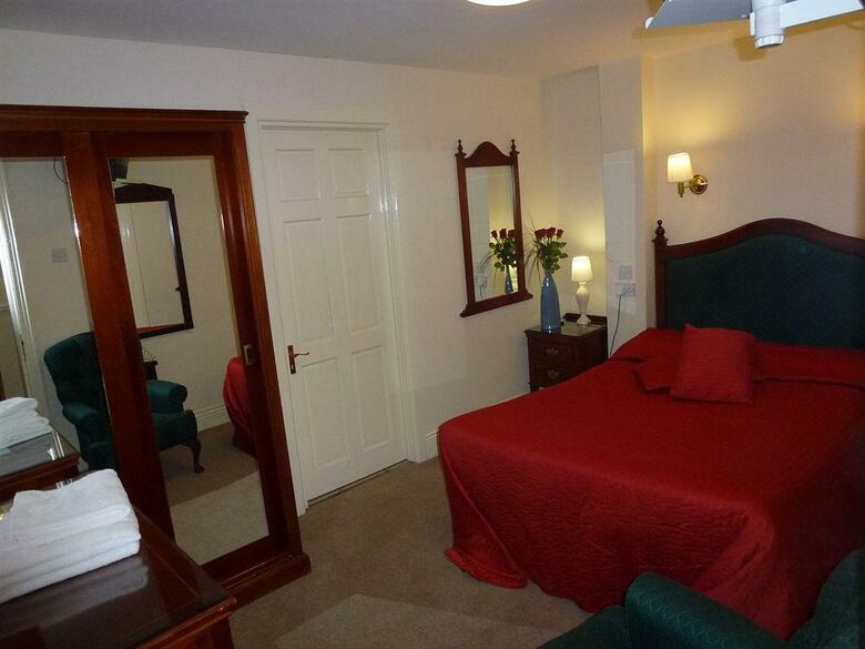 Hotel Egans House
