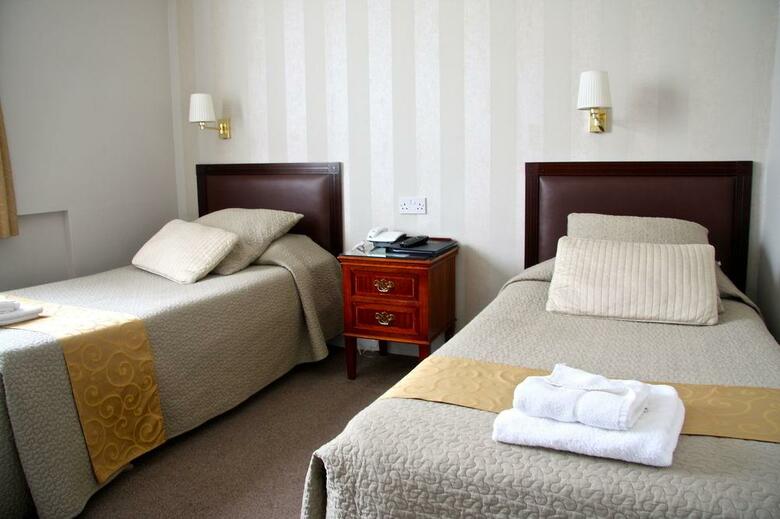 Hotel Egans House