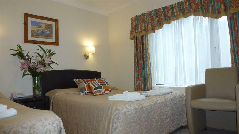 Hotel Egans House