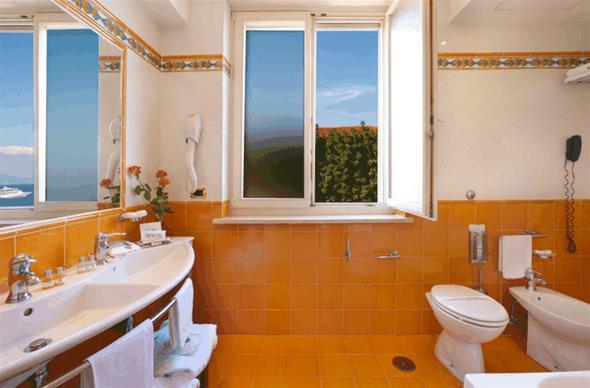 Hotel Grand Continental