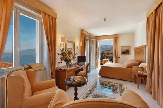 Hotel Grand Continental